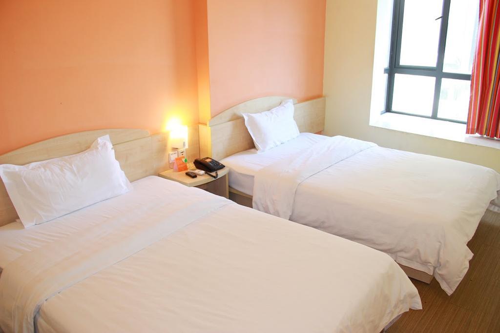 7Days Inn Dalian Heishijiao Software Park Екстер'єр фото